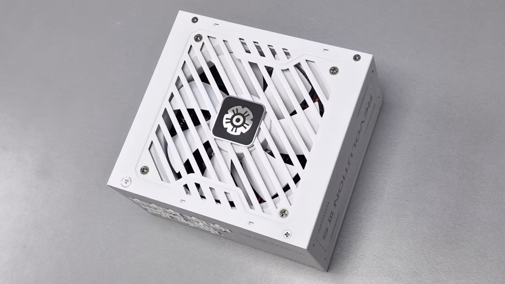 Enermax Revolution III S 1000W ATX 3.1 Power Supply Detailed