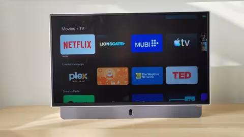 The Metz MPE7 Smart TV: A Portable Streamer for Modern Homes