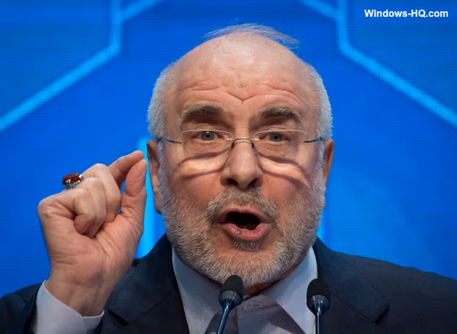 Iran’s Mixed Signals on Hormuz Strait Amid Tensions and US-Iran Talks