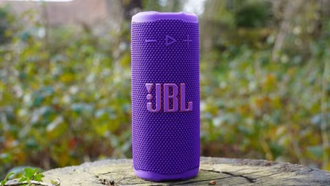 Reviewing the JBL Grip: Portable Power in an Affordable Package