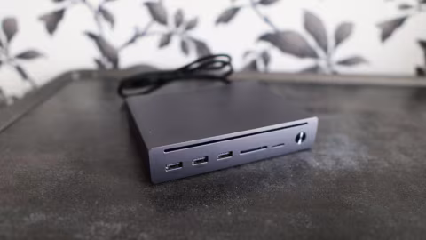 Reviewing the Ugreen Maxidok 10-in-1 Thunderbolt 5 Docking Station