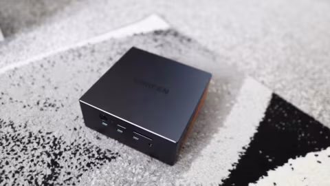 Ugreen Maxidok 17-in-1 Docking Station: A Powerhouse of Modern Connectivity