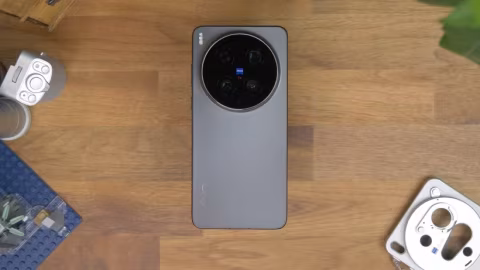 Vivo X300 Ultra Review: Flagship Camera Power Meets Premium Pricing