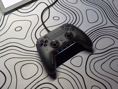 SCUF Omega Smoke Controller: A Deep Dive into Premium Competitive Performance
