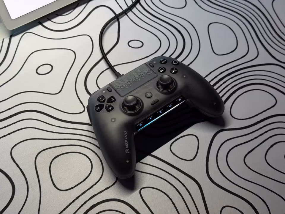 SCUF Omega Smoke Controller: A Deep Dive into Premium Competitive Performance