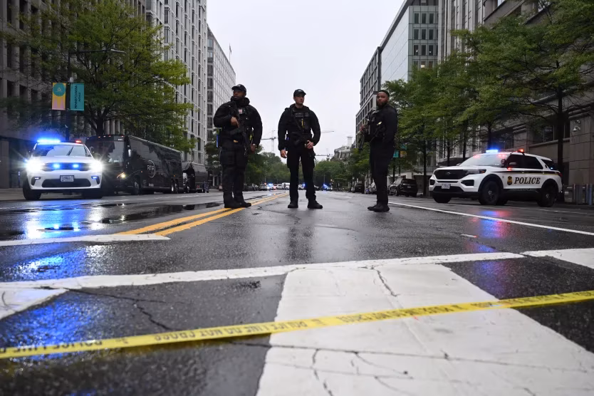 Shootout near White House: Suspect Fatally Shot After Firing at Officers