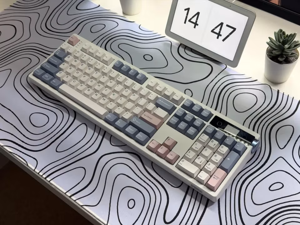 Epomaker TH108 Pro Keyboard: Blending Productivity with Enthusiast Features