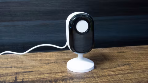 Arlo Essential 3 2K Indoor Camera Review: Quality Features Meet High Subscription Costs