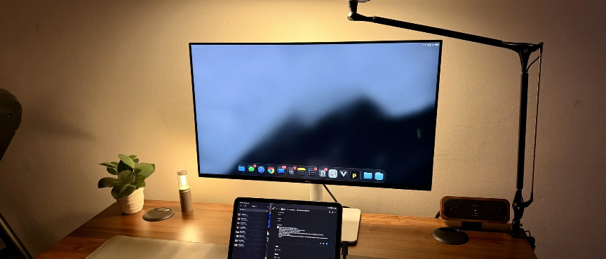 Dell S2725HSM Reviewed: A Straightforward Business Display for Office Use