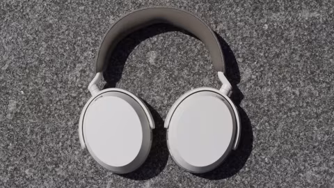 Sennheiser Momentum 5 Wireless Review: Comfort and Battery Life Lead