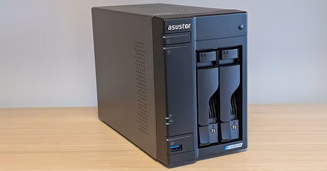 Asustor Lockerstor 2 Gen2+ AS6702T v2 Review: Hardware and Performance Analysis