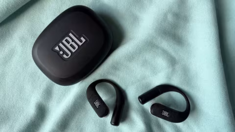 JBL Endurance Peak 4 Review: Sleeker Fit and ANC at an Accessible Price Point