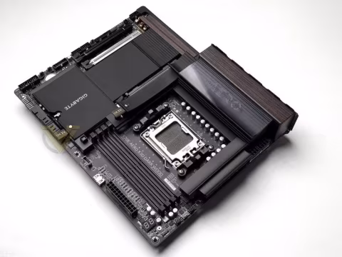 Luxury Meets Performance: Reviewing the Gigabyte X870E Aero Dark Wood Motherboard