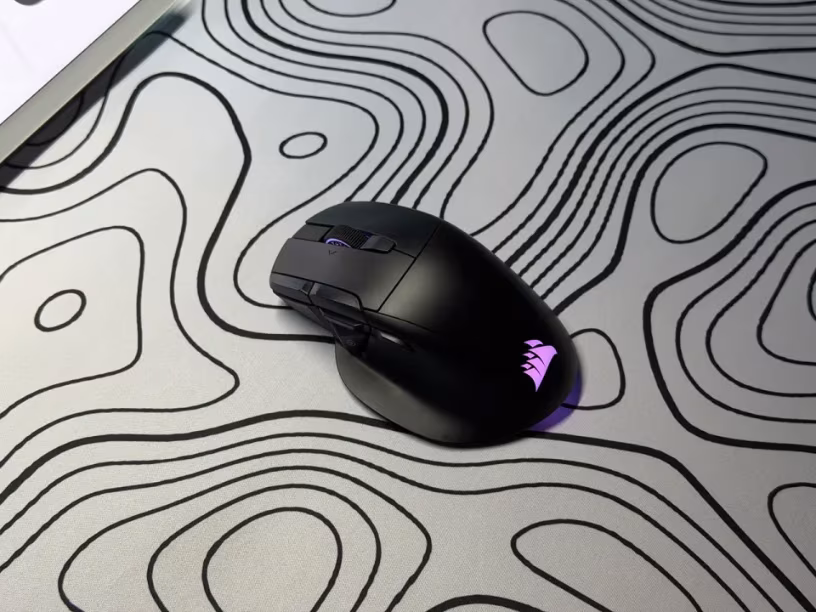 The Corsair NIGHTSWORD V2 Wireless: Powering Both Gaming and Productivity