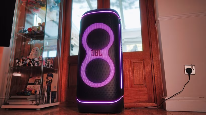 JBL PartyBox 720: A Mammoth Speaker for Extreme Events