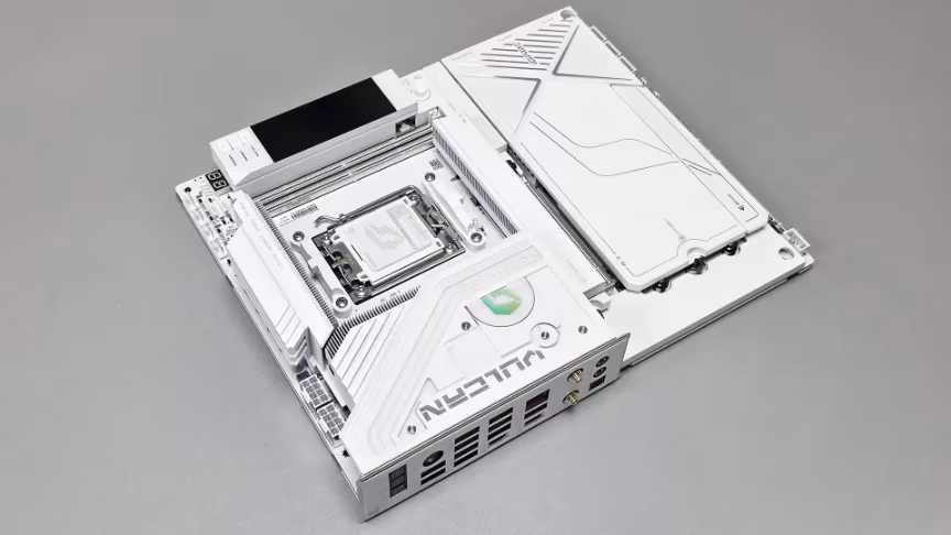 White Flagship Powerhouse: Reviewing the iGame X870E VULCAN W OC Motherboard