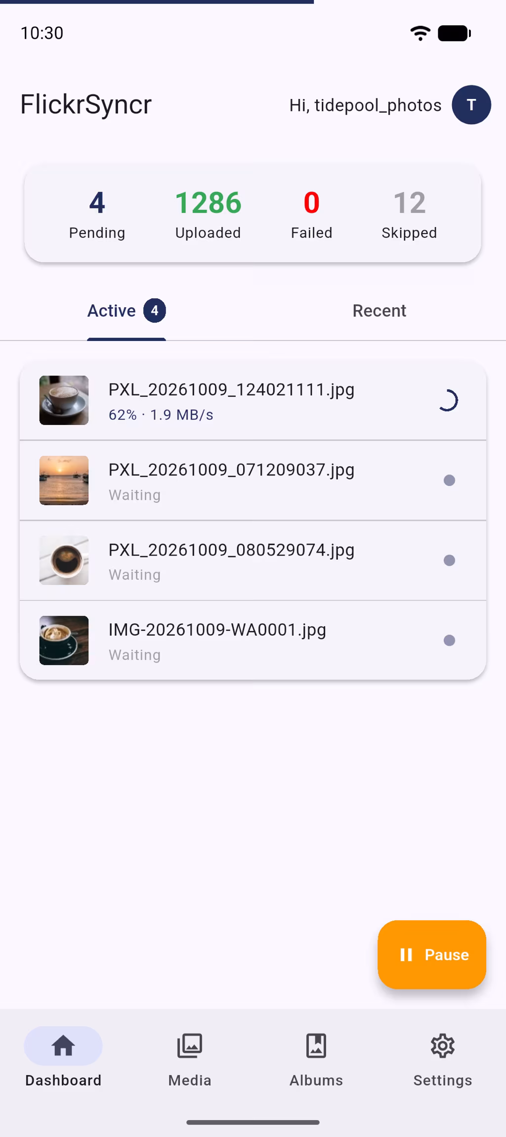 FlickrSyncr dashboard uploading a photo, with three more waiting in the queue